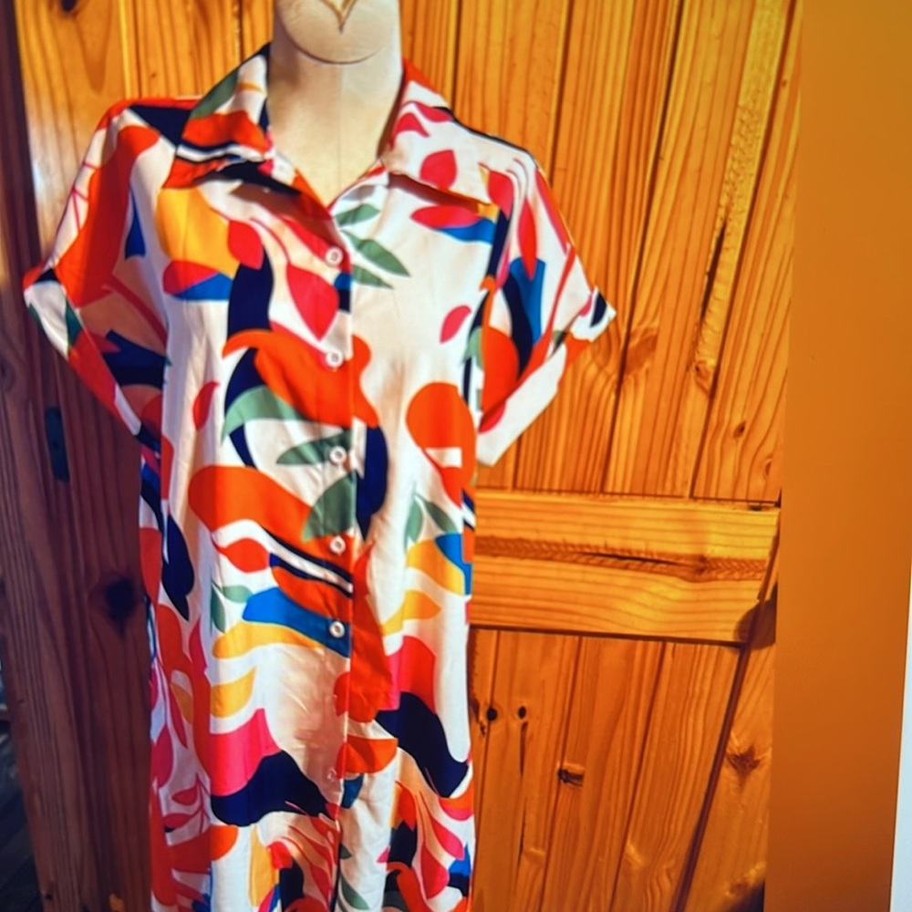 ❣️5 items $25 Colorful Abstract Print Women's Top - Picture 6 of 7
